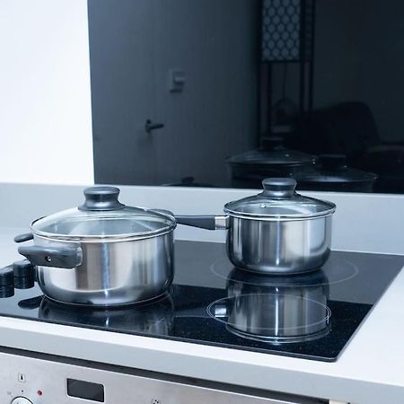 1 Bed Luxury Comfortable Apt London Eksteriør billede